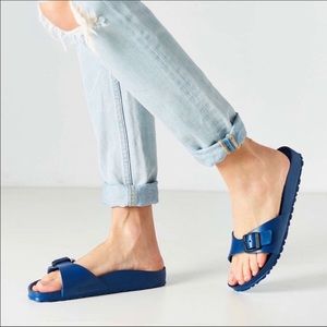 BIRKENSTOCK CLASSIC MADRID EVA NARROW FLIP FLOPS - Blue